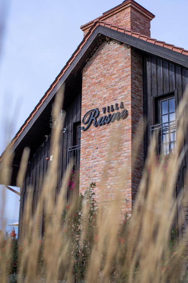 Rusne Villa Exterior photo